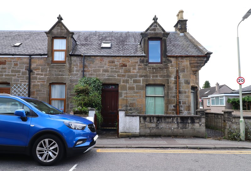 3 Bales Buildings Argyle Street Inverness Crown IV2 3BE