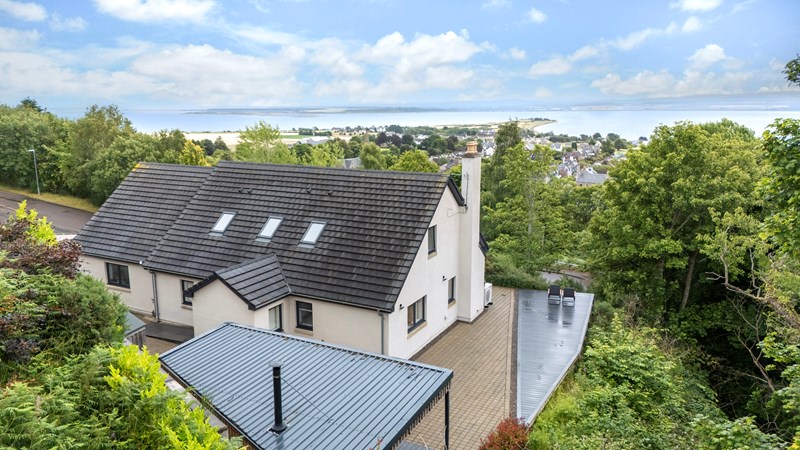 Cherryburn, Platcock Wynd, Fortrose, Ross & Cromarty, IV10 8SQ