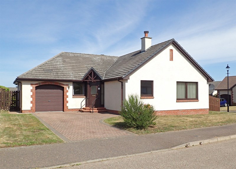 14 Sutors View, Nairn, Nairn District, IV12 5BT