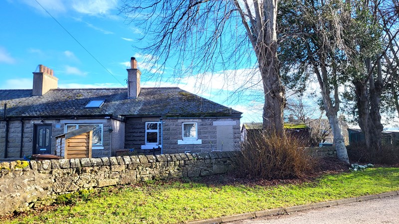 6 Highland Cottages, Lodgehill Road Nairn, Nairn, Nairn District, IV12 4QN