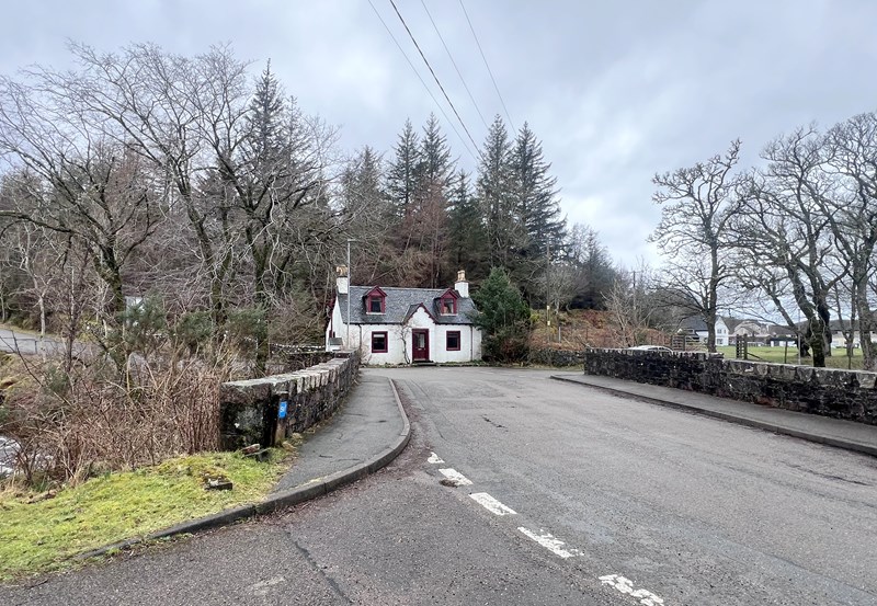 Rose Cottage, 43 Lochinver, Lochinver, Sutherland, IV27 4LF