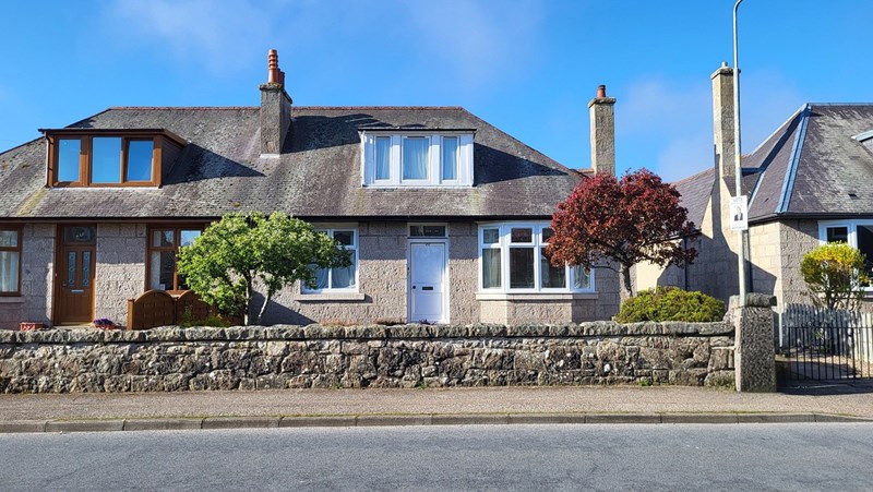 22 Seabank Road, Nairn, Nairn District, IV12 4EN