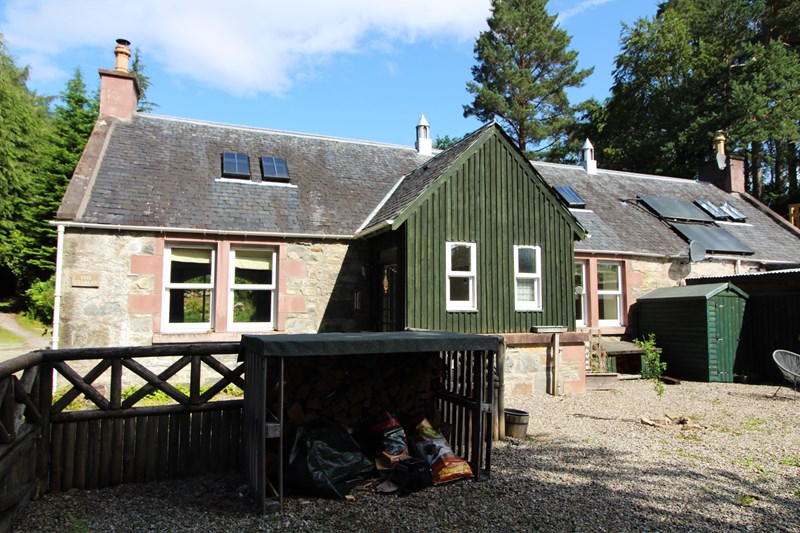 The Stables Cottage, Scatwell House, Scatwell Muir-of-Ord, Marybank, Ross & Cromarty, IV6 7OG