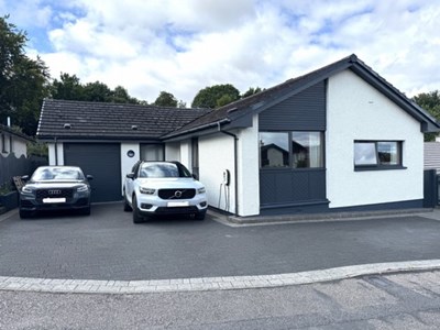 9 Cameron Avenue, Balloch, Inverness