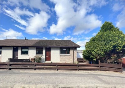 87 Overton Avenue, Inverness