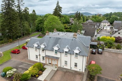 2 River View, Islands Court, Island Bank Road